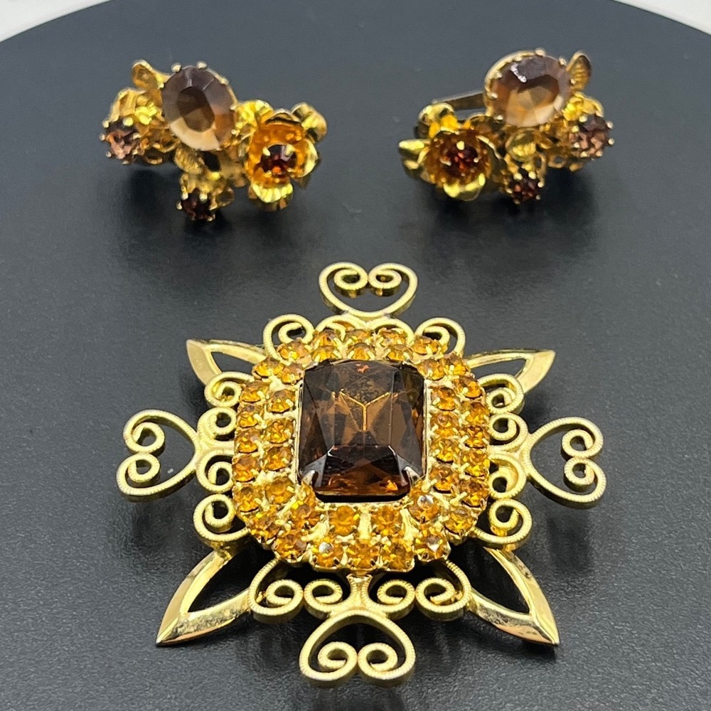 Austrian vintage costume jewelry Austria Demi-Parure Earrings brooch Set MCM